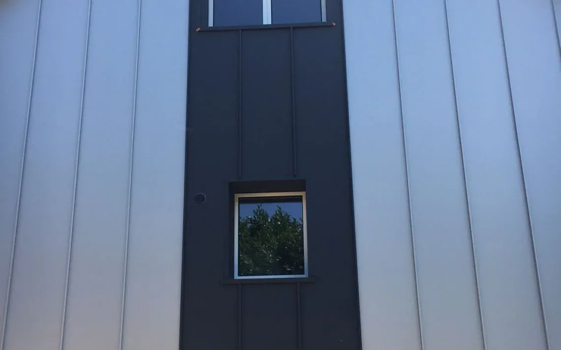 embelissement et Isolation par l’extérieur de 3 façades d'une maison des années 70