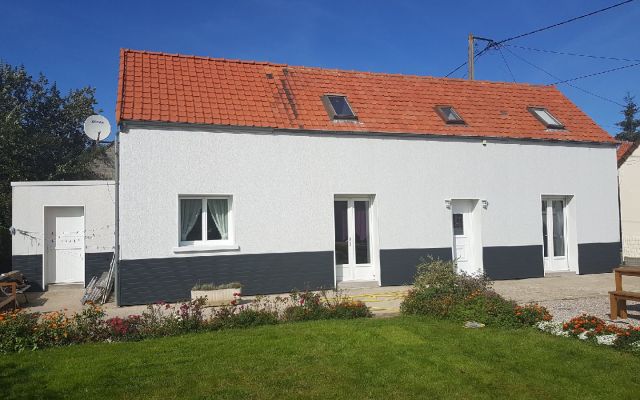 Isolation thermique des façades d'une maison de campagne