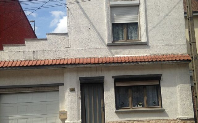 Réhabilitation des façades d'une maison mal isolée