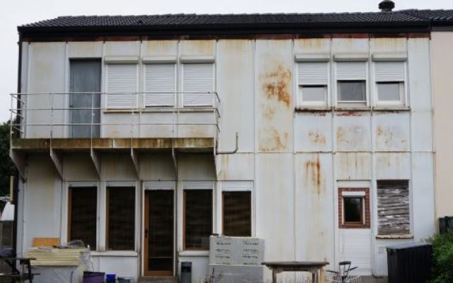 Rénovation thermique d'une maison en acier totalemement dépourvue d'isolation